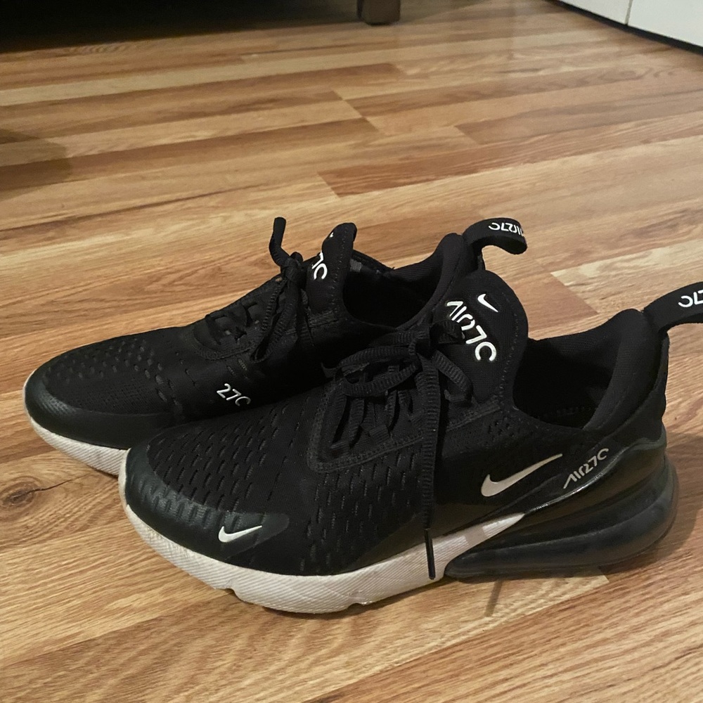 Nike Air Max 270